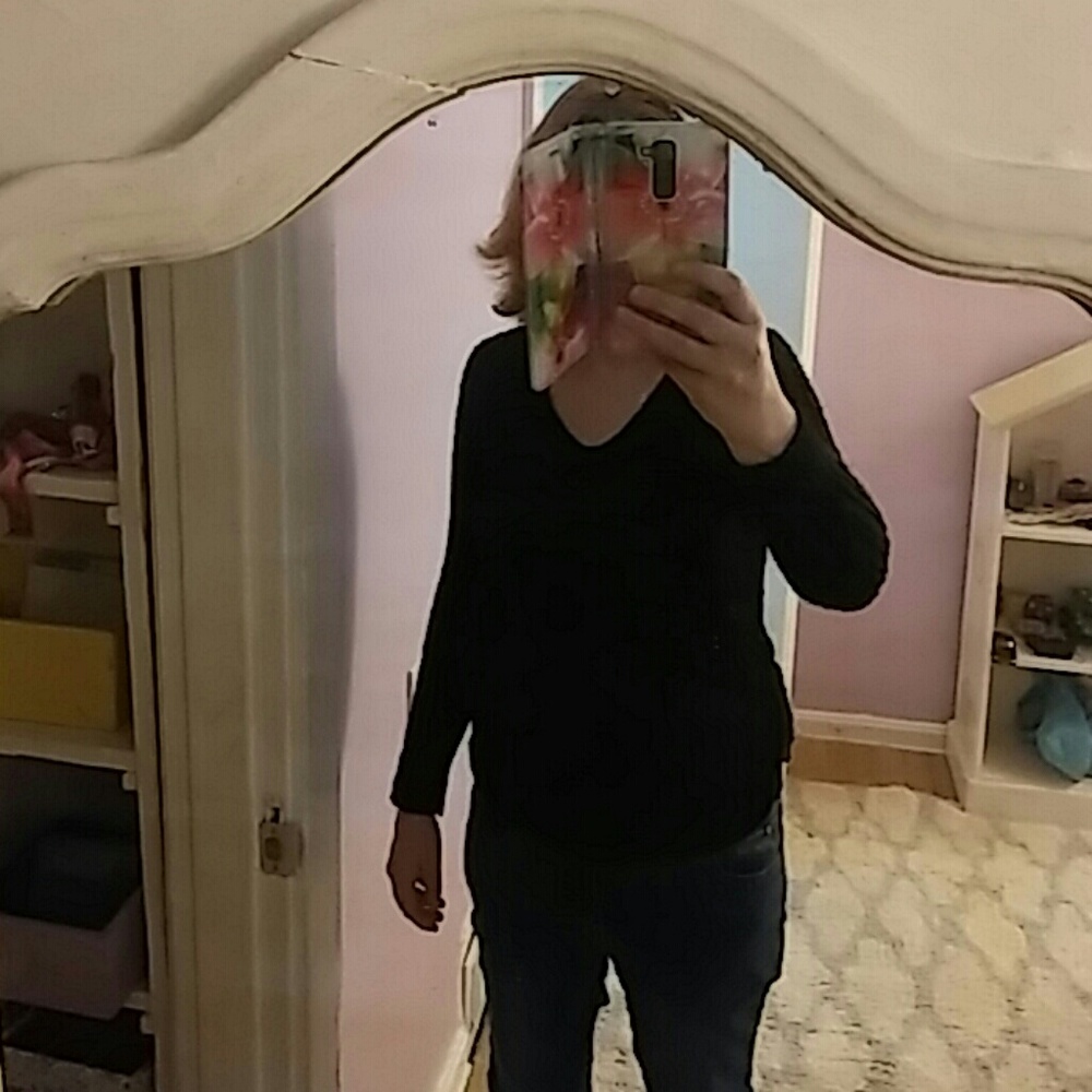 Kohls black sweater